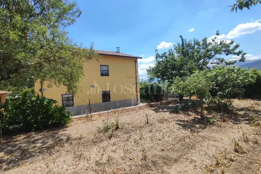 Casa Indipendente in vendita di 400 mq a €340.000 (rif. 35/2025)