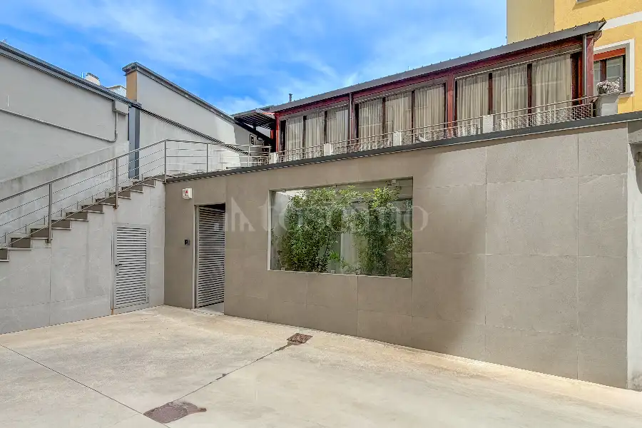 Casa Indipendente in vendita di 185 mq a €1.680.000 (rif. 8/2026)