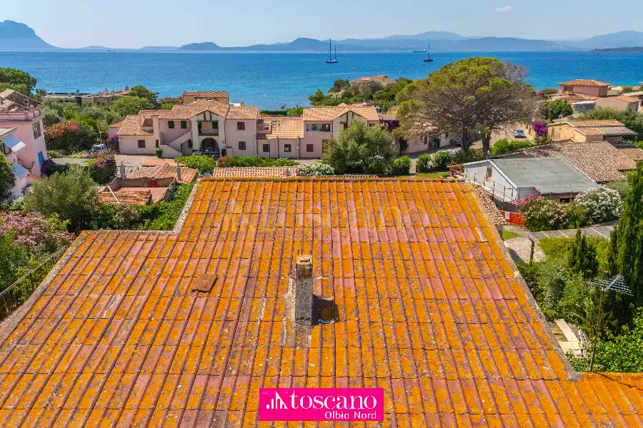 Villa in vendita di 330 mq a €1.500.000 (rif. 42/2026)
