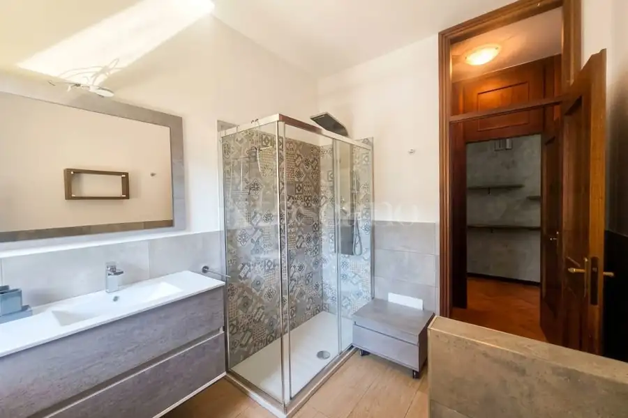 Attico in vendita di 314 mq a €490.000 (rif. 69/2026)