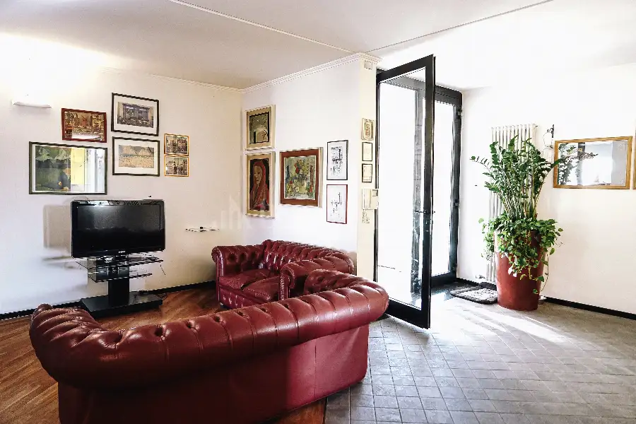 Casa Indipendente in vendita di 450 mq a €389.000 (rif. 16/2025)