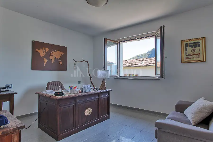 Villa in vendita di 275 mq a €820.000 (rif. 48/2026)