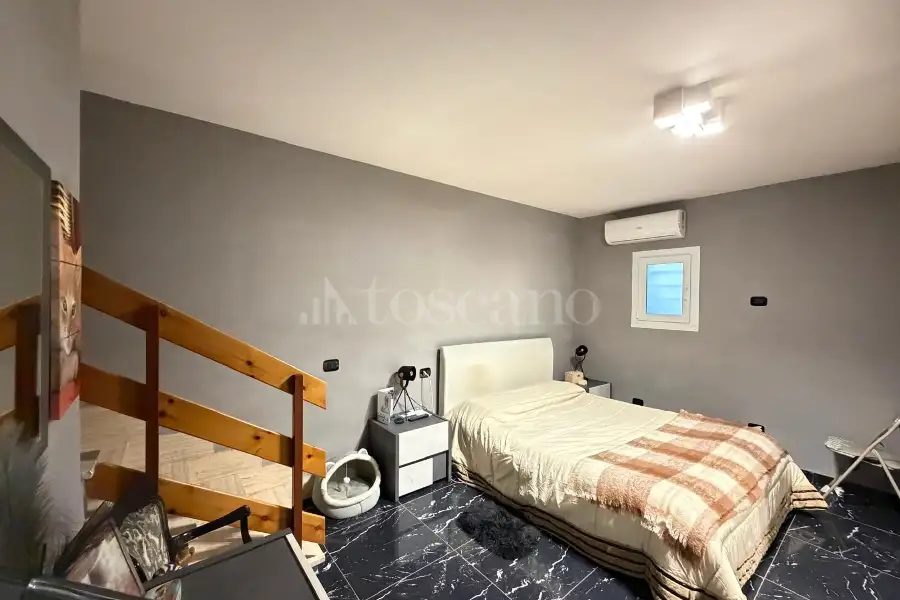 Villa Bifamiliare in vendita di 239 mq a €475.000 (rif. 43/2025)