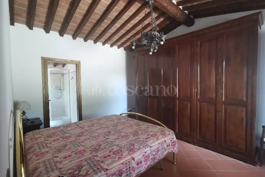 Casale in vendita di 300 mq a €570.000 (rif. 24/2022)