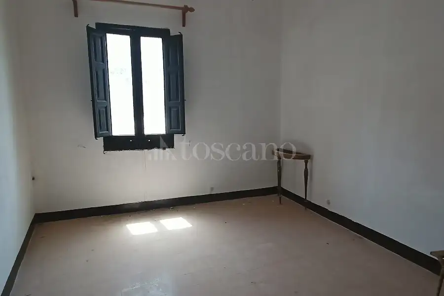 Casa Indipendente in vendita di 189 mq a €160.000 (rif. 32/2026)