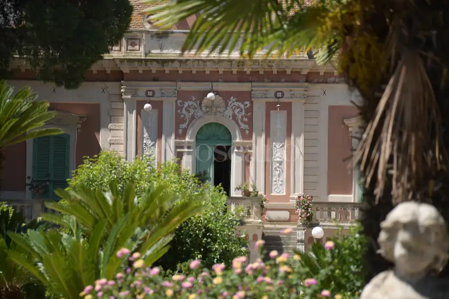 Villa in vendita di 603 mq a €1.770.000 (rif. 21/2023)