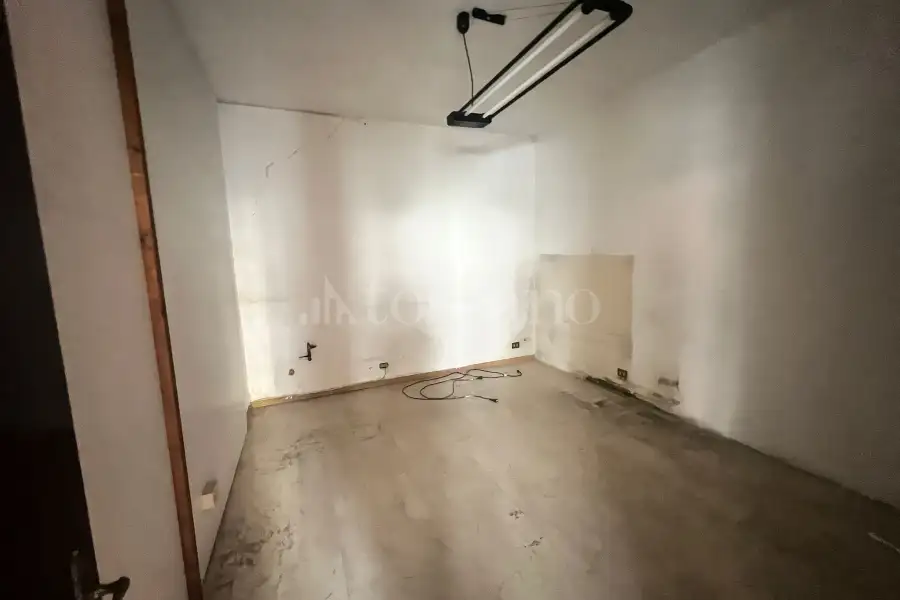 Negozio in vendita di 158 mq a €129.000 (rif. 5/2026)