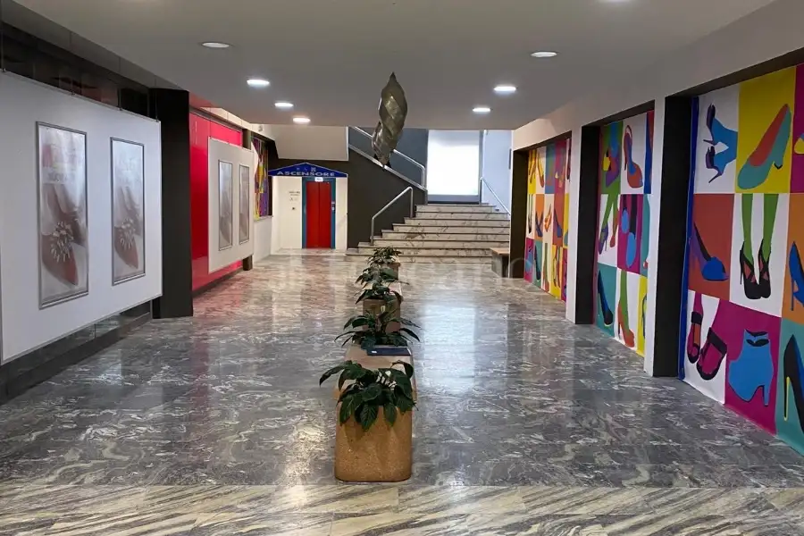 Negozio in vendita di 1.500 mq trattativa riservata (rif. 5/2026)