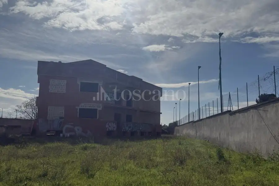 Edificabile Residenziali in vendita di 1.000 mq a €1.800.000 (rif. 1/2026)