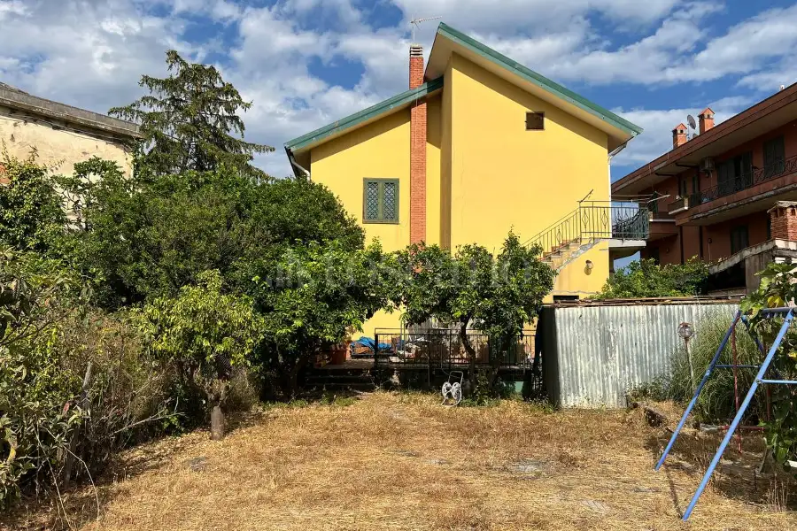 Casa Indipendente in vendita di 192 mq a €198.000 (rif. 139/2025)