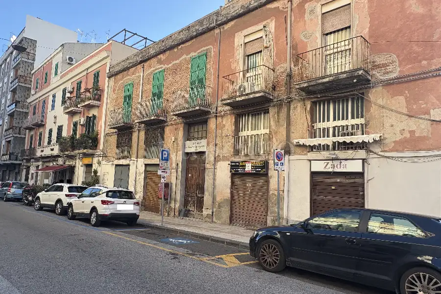 Negozio in vendita di 19 mq a €38.000 (rif. 76/2026)