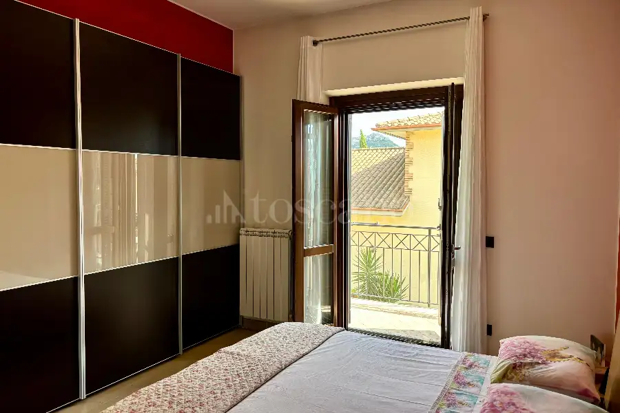 Villa Bifamiliare in vendita di 195 mq a €299.000 (rif. 70/2025)