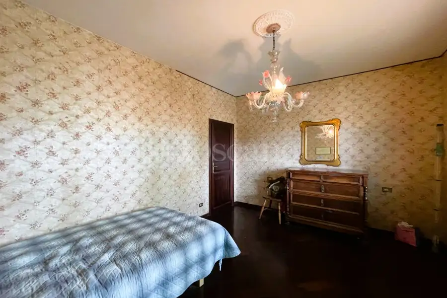 Villa in vendita di 305 mq a €650.000 (rif. 12/2025)