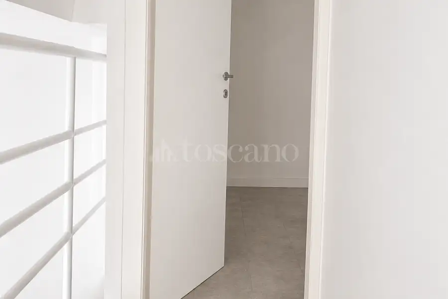 Negozio in vendita di 78 mq a €400.000 (rif. 4/2026)
