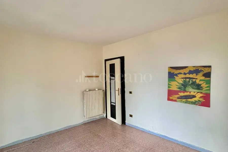 Casa Indipendente in vendita di 350 mq a €99.000 (rif. 101/2026)
