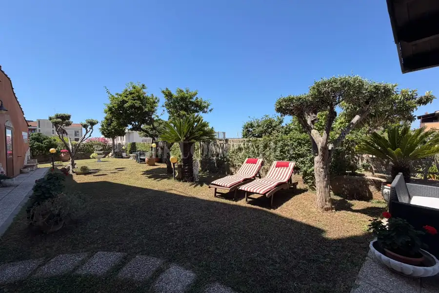 Villa Bifamiliare in vendita di 250 mq a €579.000 (rif. 20/2026)