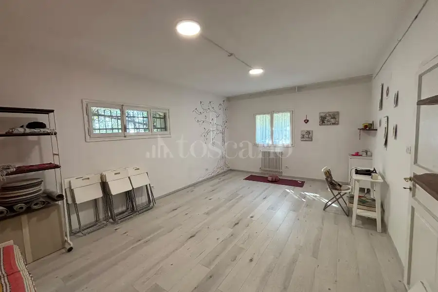 Villa in vendita di 345 mq a €820.000 (rif. 40/2026)
