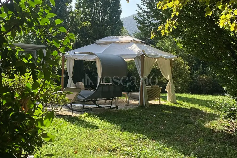 Casa Indipendente in vendita di 200 mq a €570.000 (rif. 32/2026)