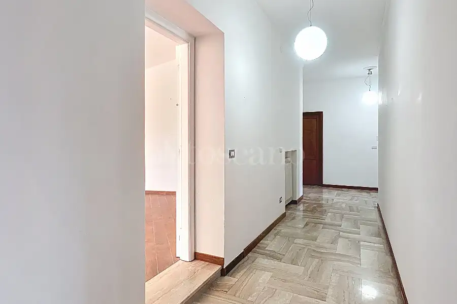 Villa in vendita di 630 mq a €670.000 (rif. 195/2025)