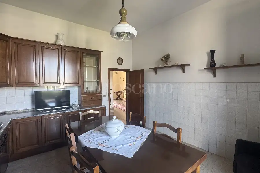 Casa Indipendente in vendita di 288 mq a €600.000 (rif. 30/2026)