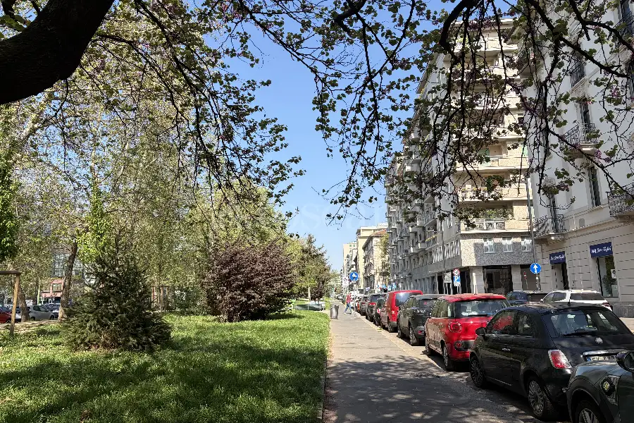Stabile Uso Ufficio in vendita di 935 mq a €4.800.000 (rif. 2/2026)