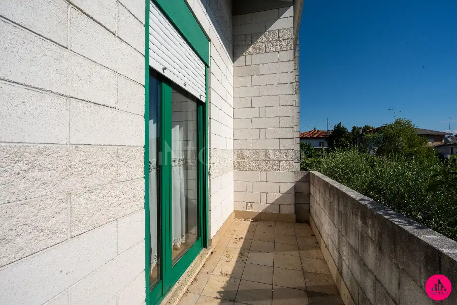 Villa Bifamiliare in vendita di 230 mq a €469.000 (rif. 54/2026)