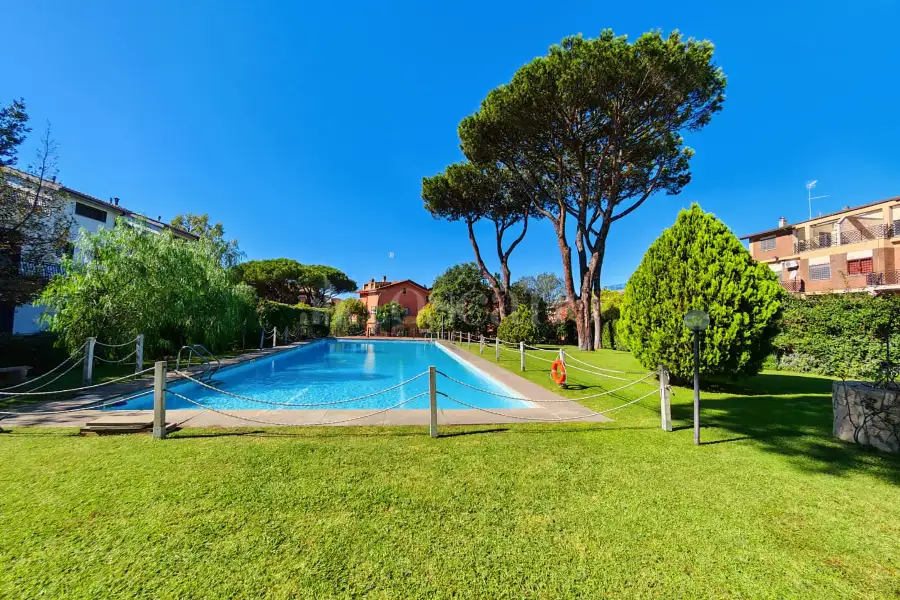 Villino a Schiera in vendita di 300 mq a €565.000 (rif. 28/2025)
