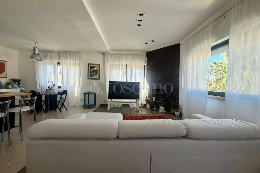 Attico in vendita di 120 mq a €379.000 (rif. 24/2026)