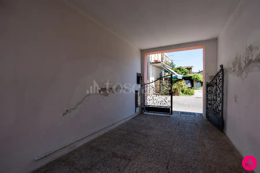 Villino a Schiera in vendita di 130 mq a €87.000 (rif. 64/2026)