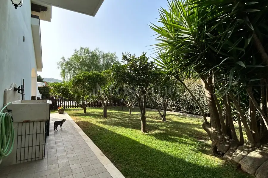 Villa in vendita di 200 mq a €480.000 (rif. 170/2026)