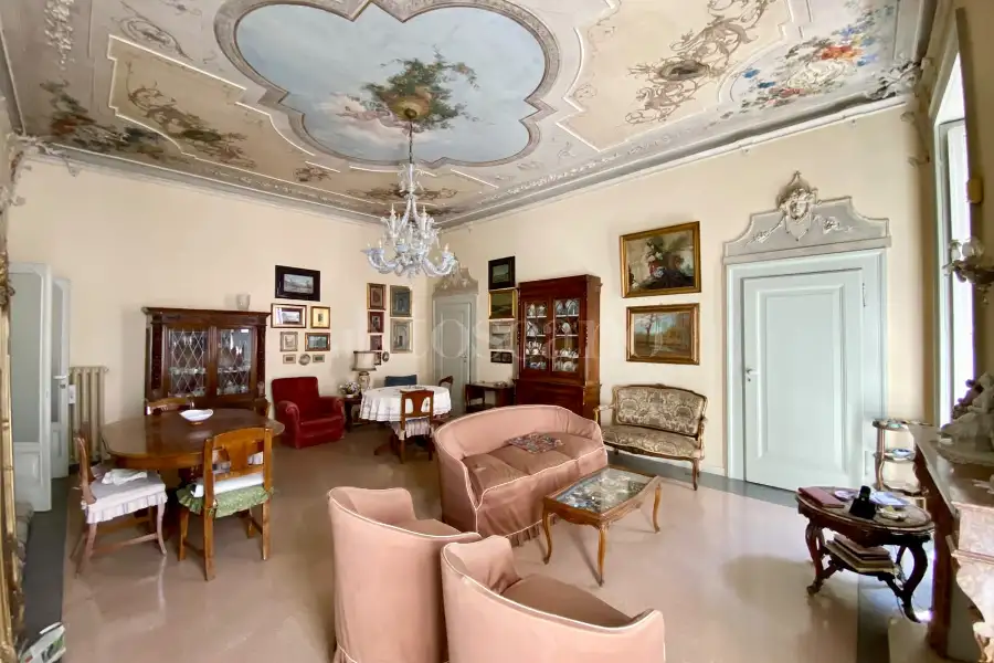 Casa in vendita di 192 mq a €520.000 (rif. 25/2026)