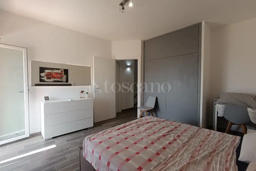 Villino a Schiera in affitto di 120 mq a €2.600 (rif. 49/2026)