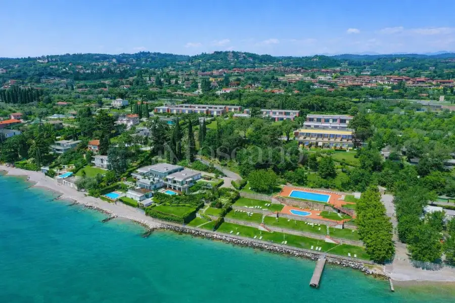 Casa in vendita di 80 mq a €410.000 (rif. 12/2026)