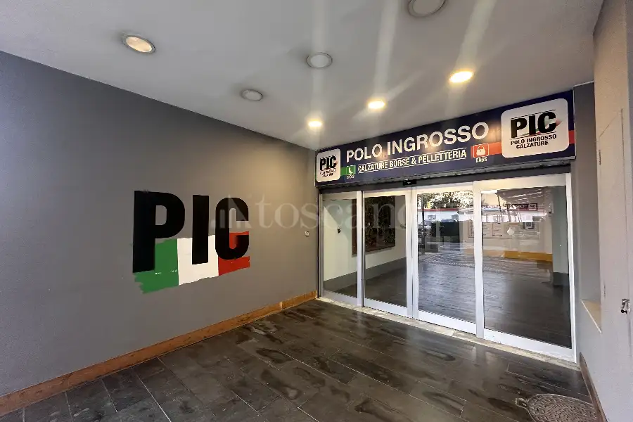 Negozio in vendita di 176 mq a €79.000 (rif. 31/2025)