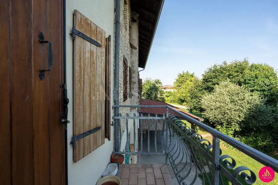 Casa Indipendente in vendita di 360 mq a €320.000 (rif. 128/2026)