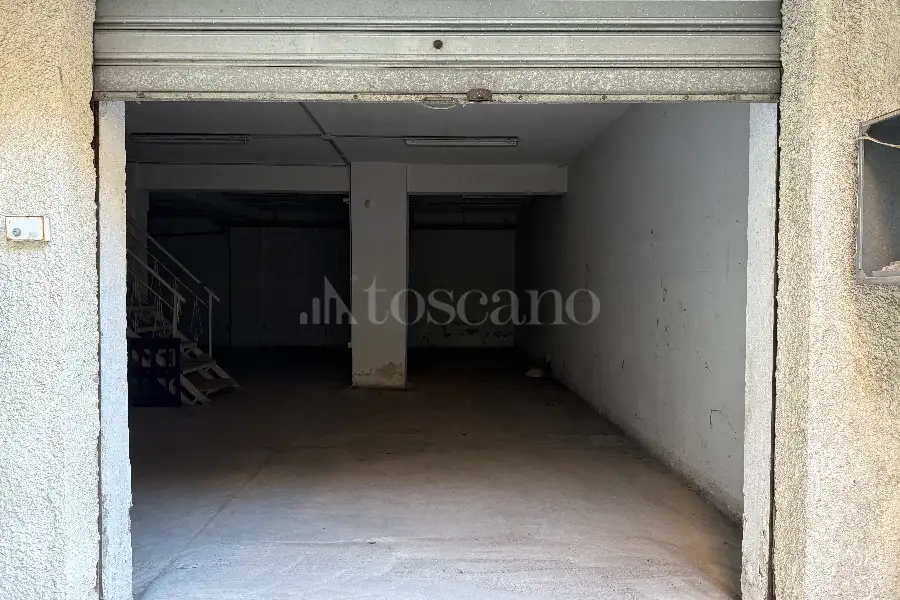 Garage in vendita di 200 mq a €95.000 (rif. 8/2025)