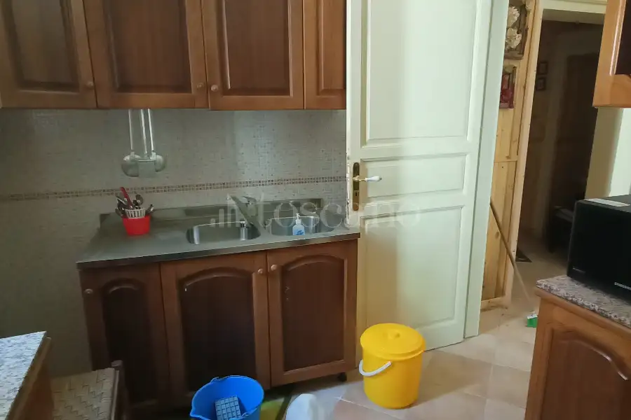 Casa in vendita di 480 mq a €450.000 (rif. 37/2026)