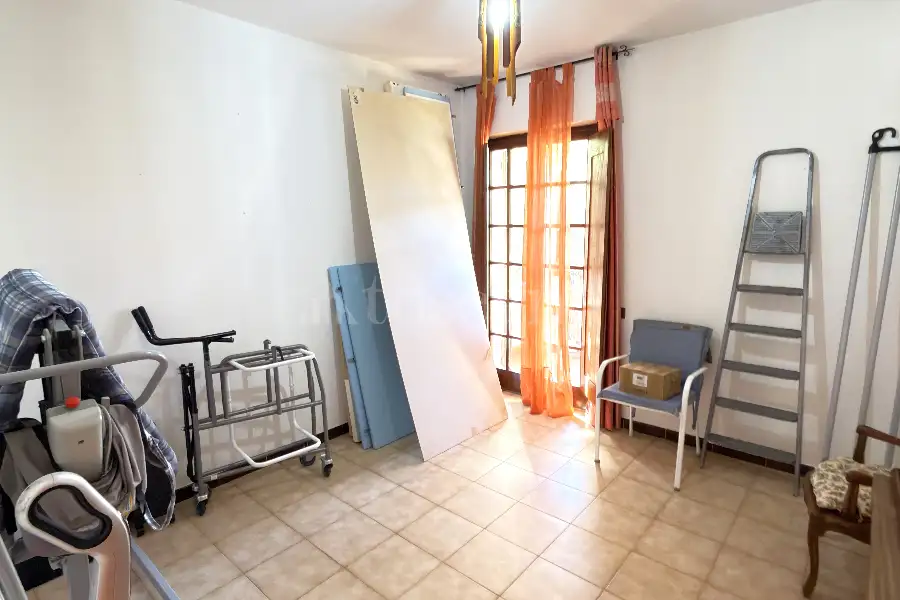 Villa in vendita di 280 mq a €590.000 (rif. 21/2026)