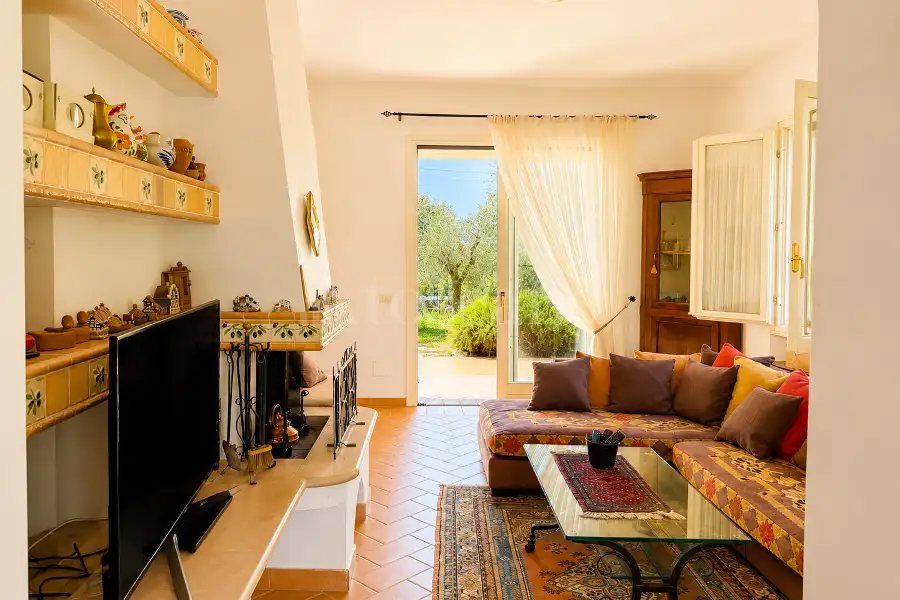 Villa in vendita di 400 mq a €1.200.000 (rif. 24/2026)