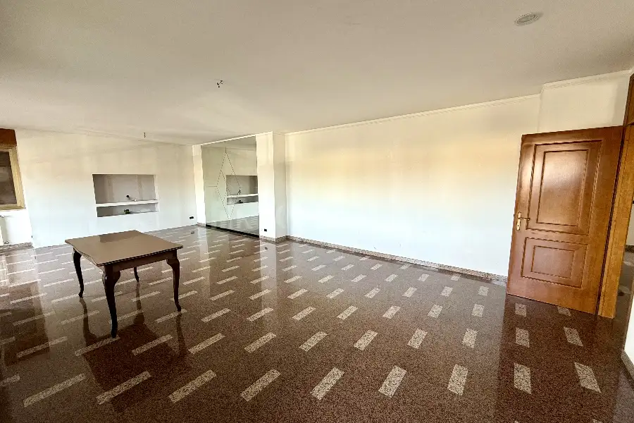 Villa Bifamiliare in vendita di 260 mq a €330.000 (rif. 9/2025)