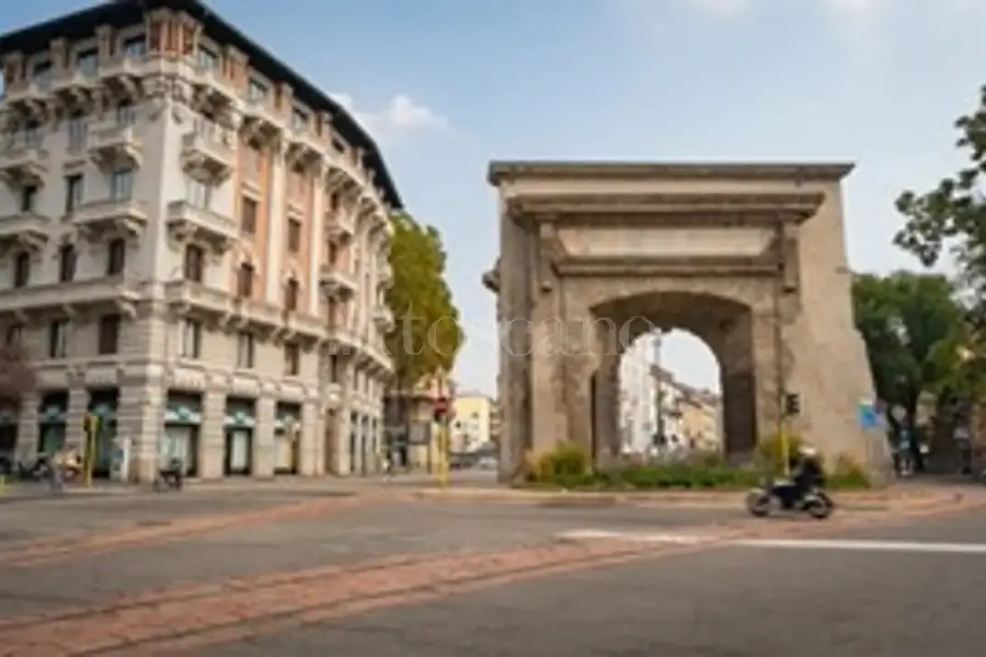 Negozio in vendita di 500 mq a €2.900.000 (rif. 53/2026)