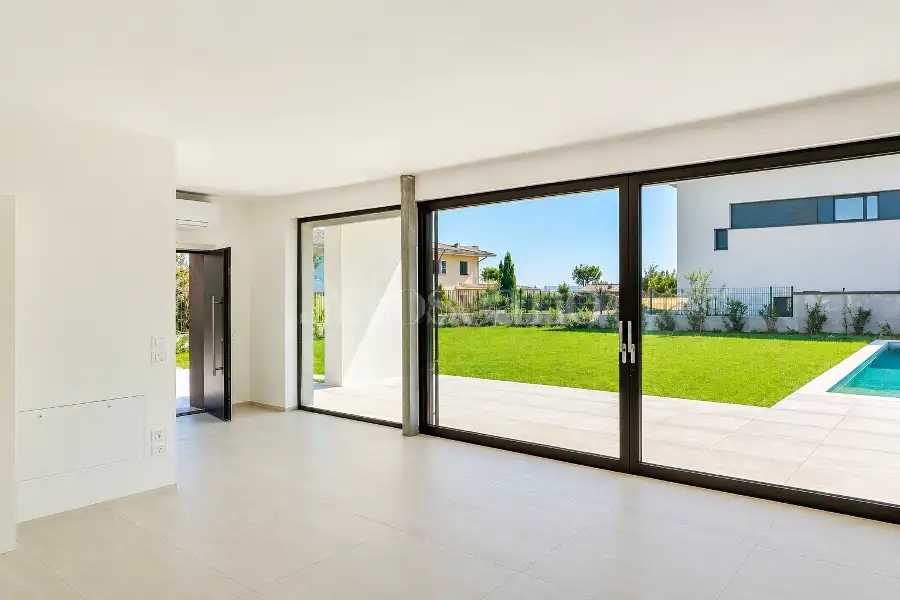 Villa in vendita di 292 mq a €1.590.000 (rif. 12/2025)