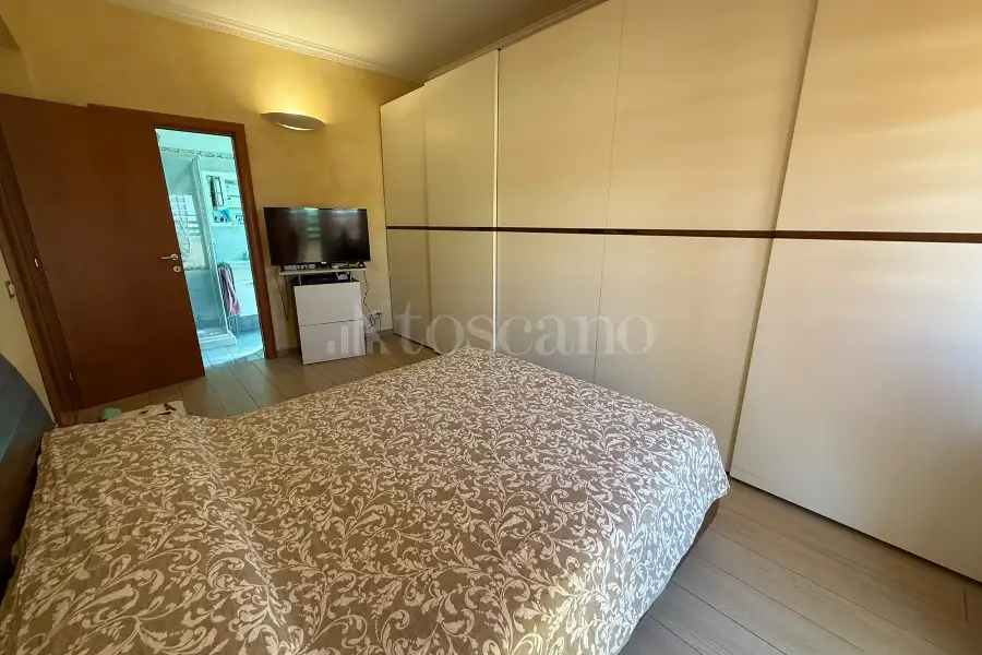 Attico in vendita di 106 mq a €299.000 (rif. 12/2026)