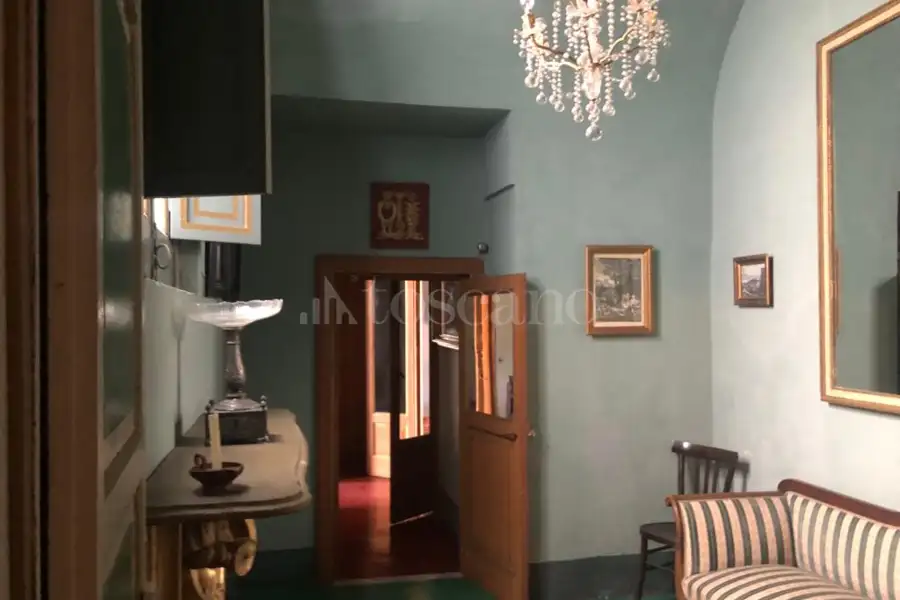 Casa in vendita di 310 mq a €225.000 (rif. 99/2023)