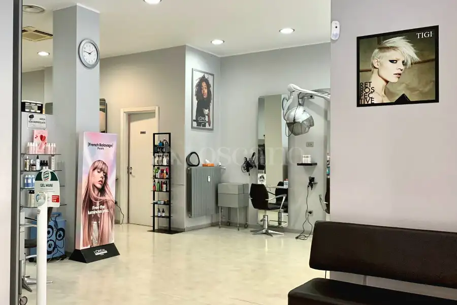 Negozio in affitto di 150 mq a €2.100 (rif. 7/2026)