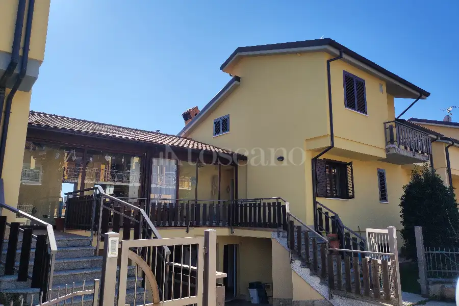 Villino a Schiera in vendita di 200 mq a €390.000 (rif. 13/2025)