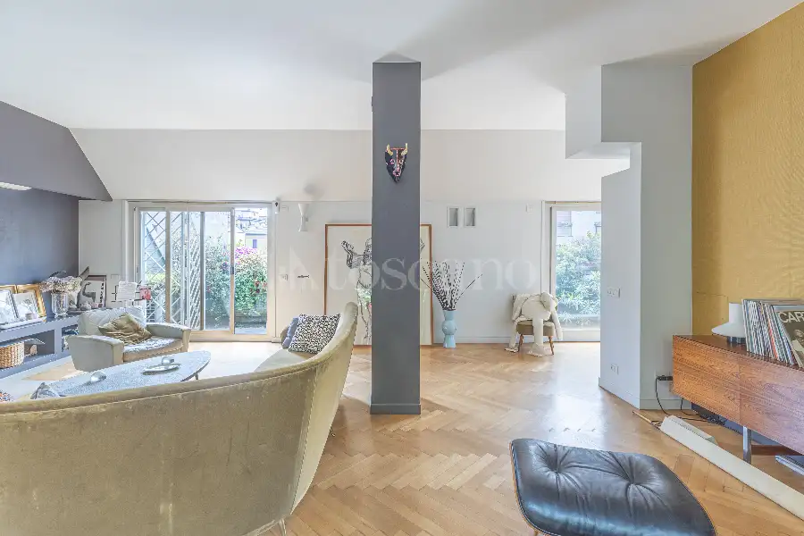 Casa in vendita di 210 mq a €2.600.000 (rif. 45/2026)