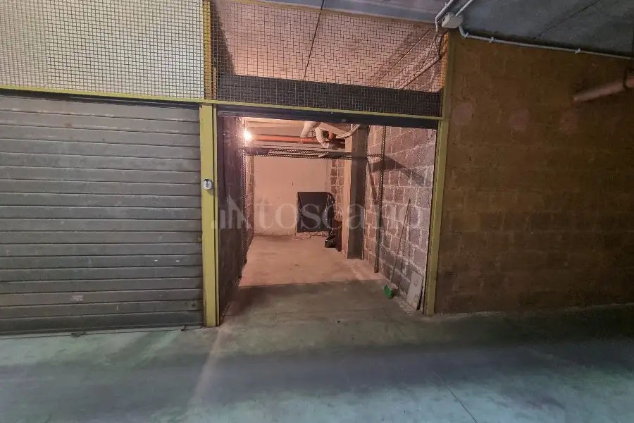 Box in vendita di 12 mq a €25.000 (rif. 1/2026)