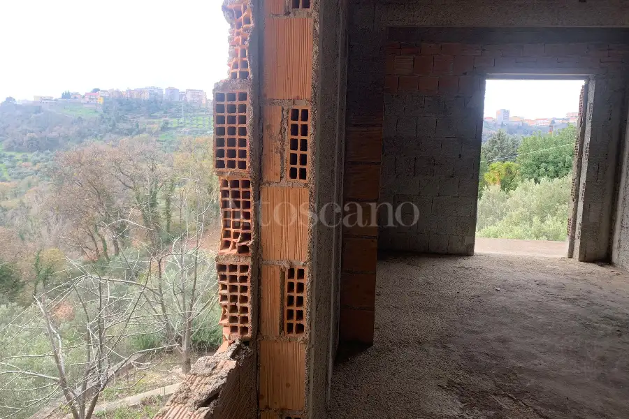 Rustico in vendita di 519 mq a €110.000 (rif. 27/2025)