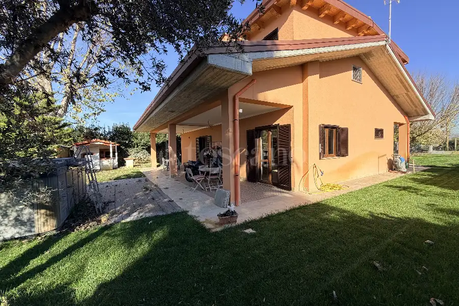 Casa Indipendente in vendita di 240 mq a €450.000 (rif. 69/2025)
